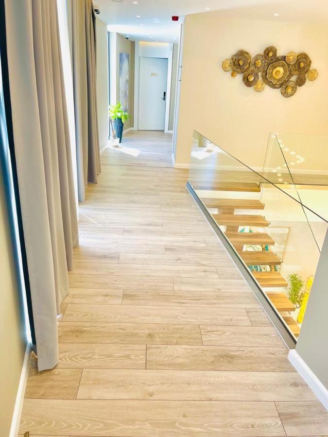Ebbi Hotel Dhërmi Екстериор снимка