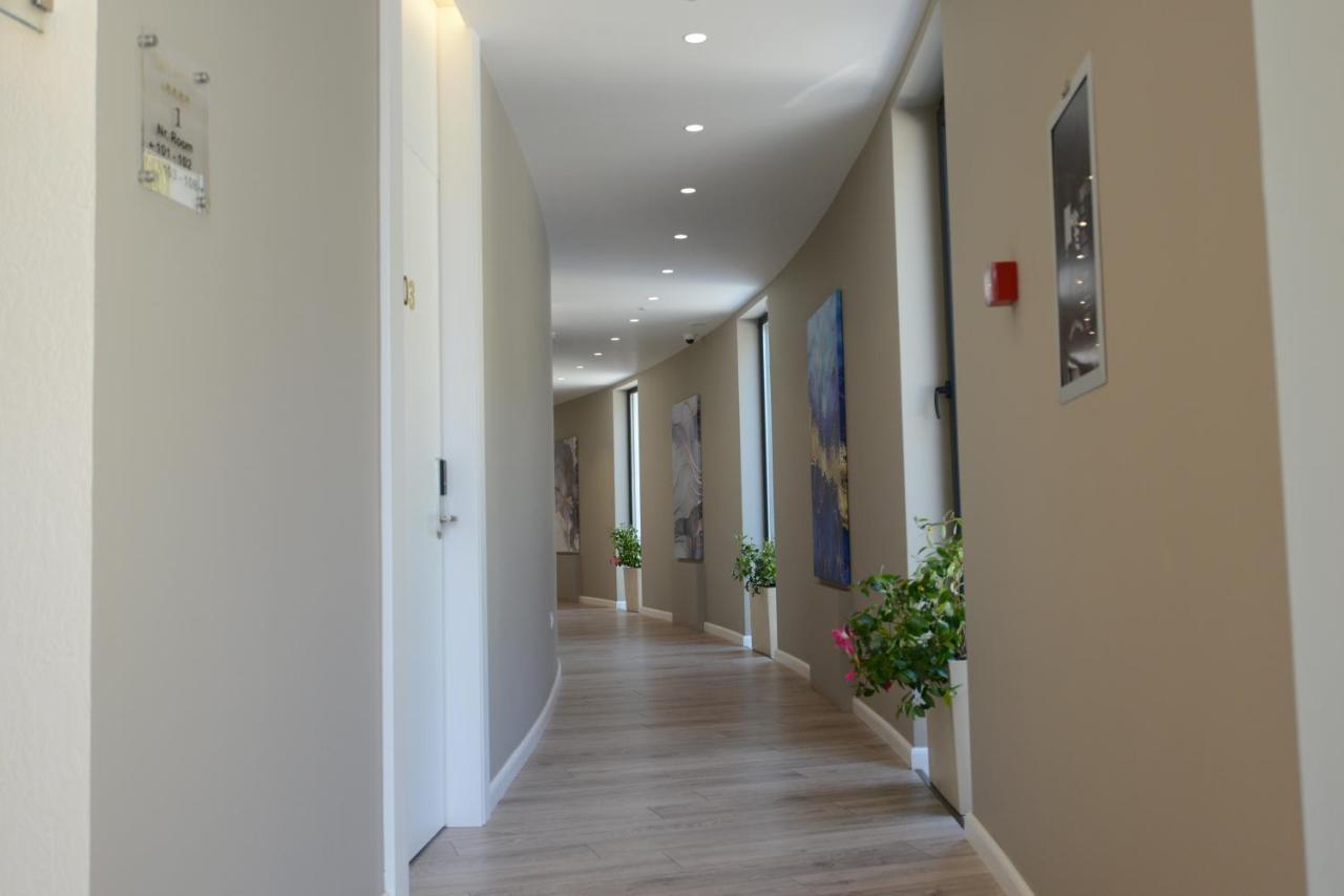 Ebbi Hotel Dhërmi Екстериор снимка