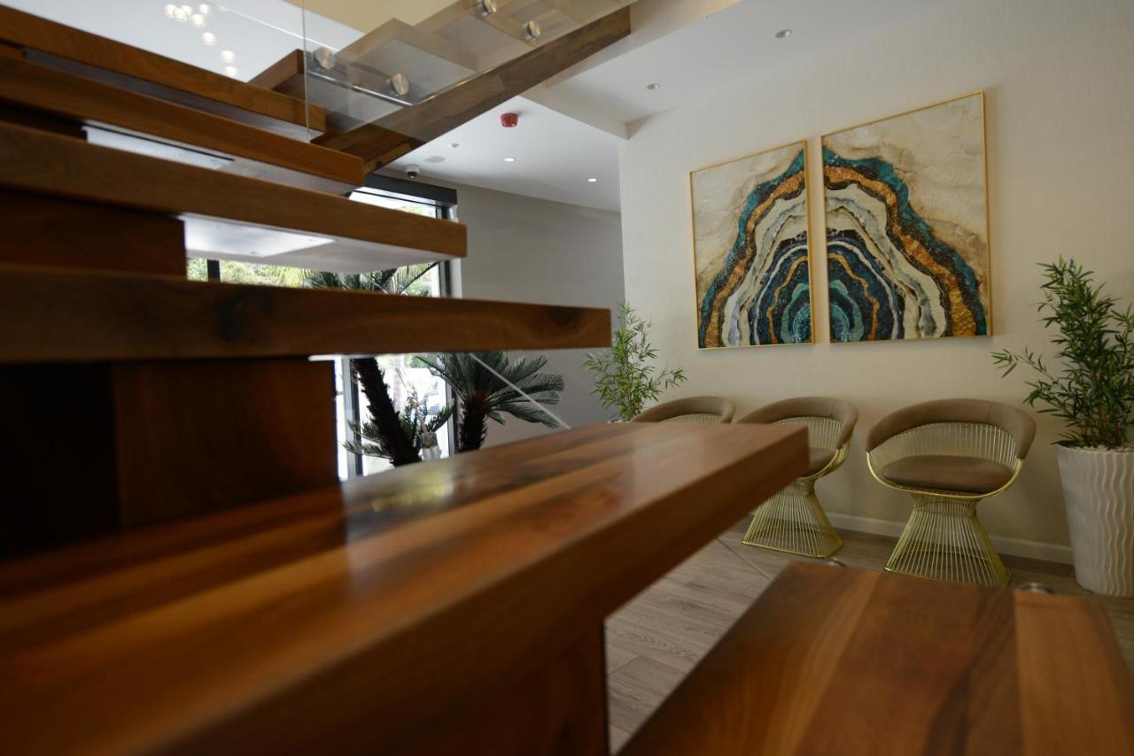 Ebbi Hotel Dhërmi Екстериор снимка